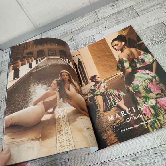 ELLE Magazine August 2024 The Future of Fashion Issue UNREAD Hoyeon - Picture 5 of 12